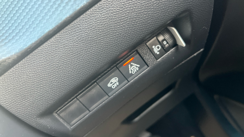 Peugeot 208 1.2 PureTech 100 Active Premium + 5dr Petrol Hatchback